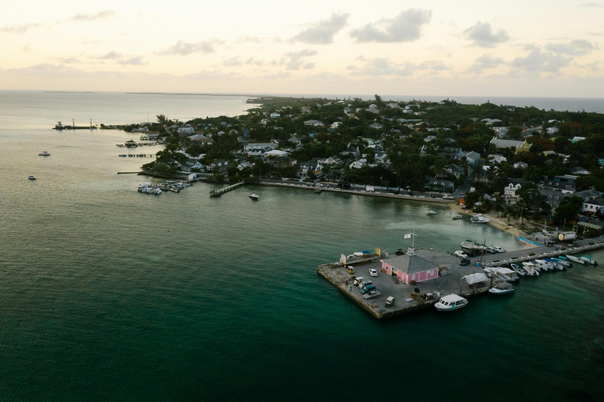 Bahamas (2)